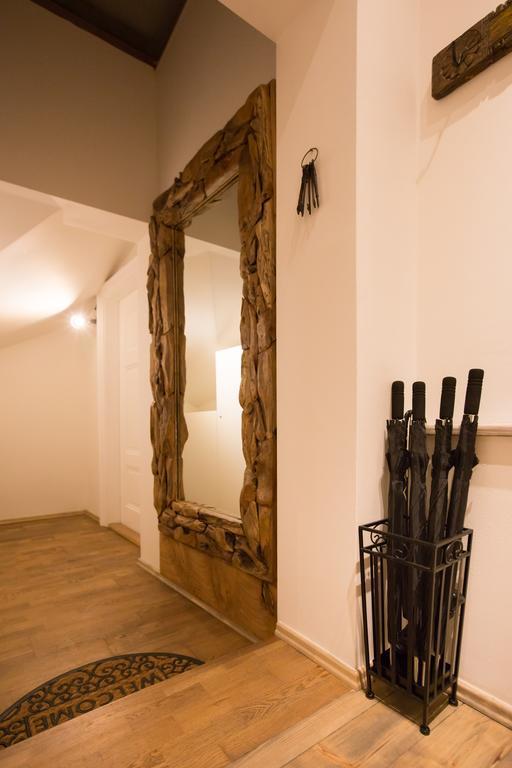 Bohemian Chic 2 Bedroom 2 Bathroom Loft With Hanging Chair * Prag
