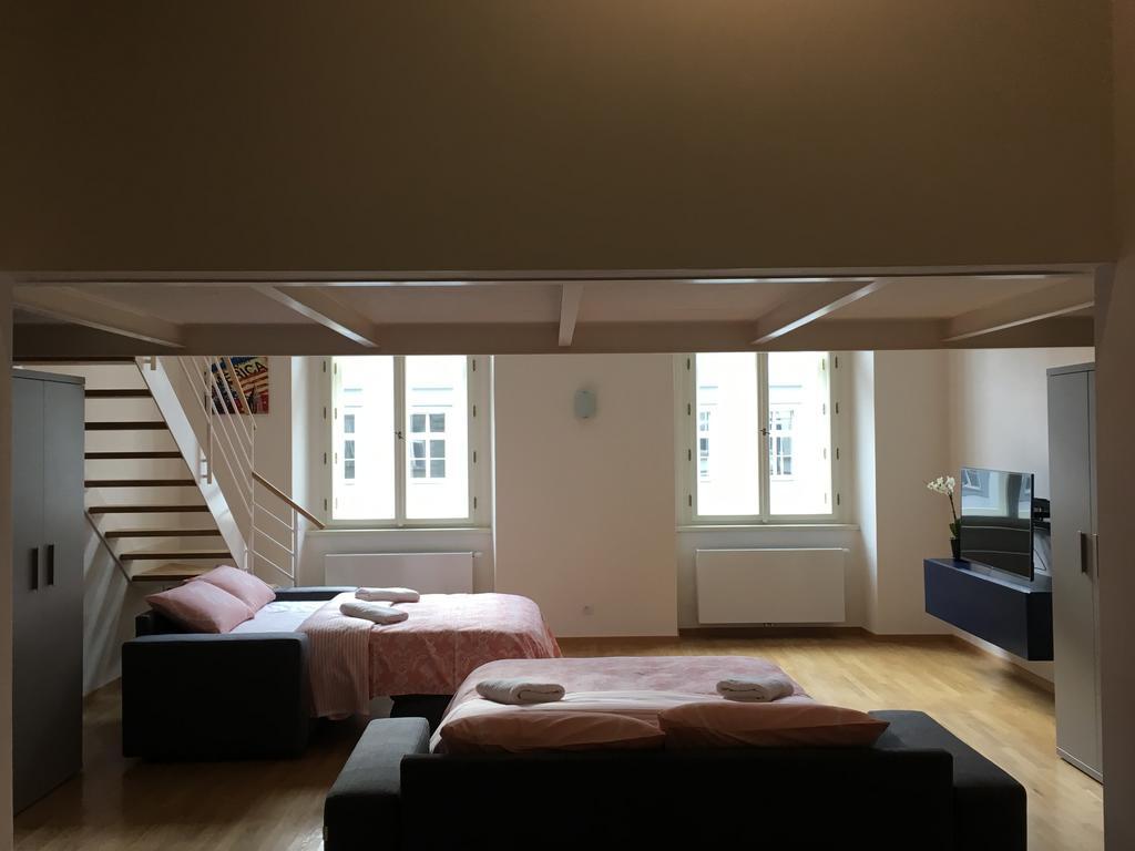 Apartment Sokolovska 91 *