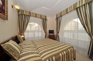 Amigo City Centre 4*