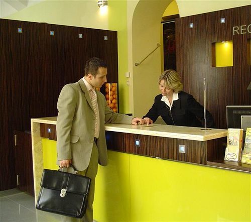The Manes Boutique 4*