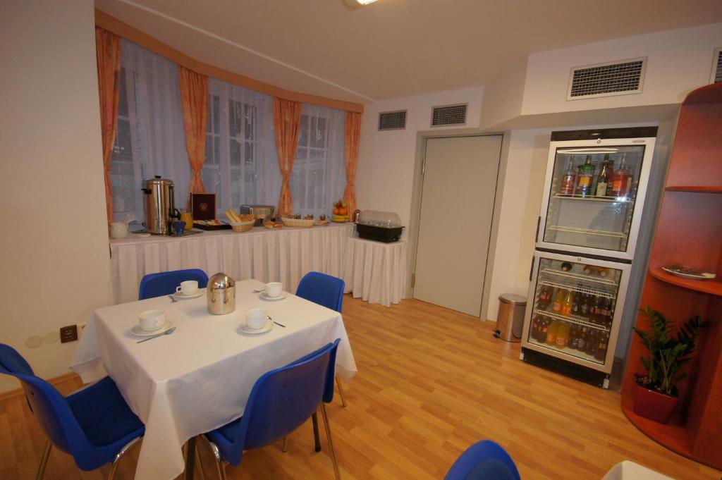 Garni Rambousek Hotel