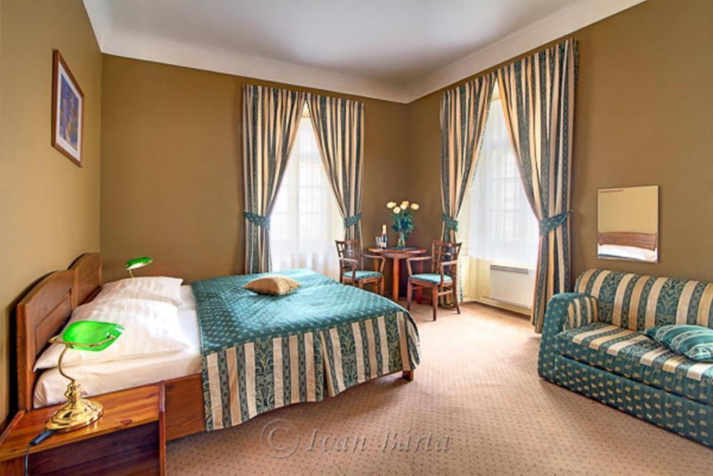 U Schnellu Hotell