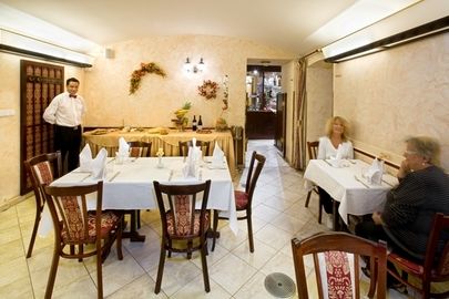 Alqush Downtown 4*