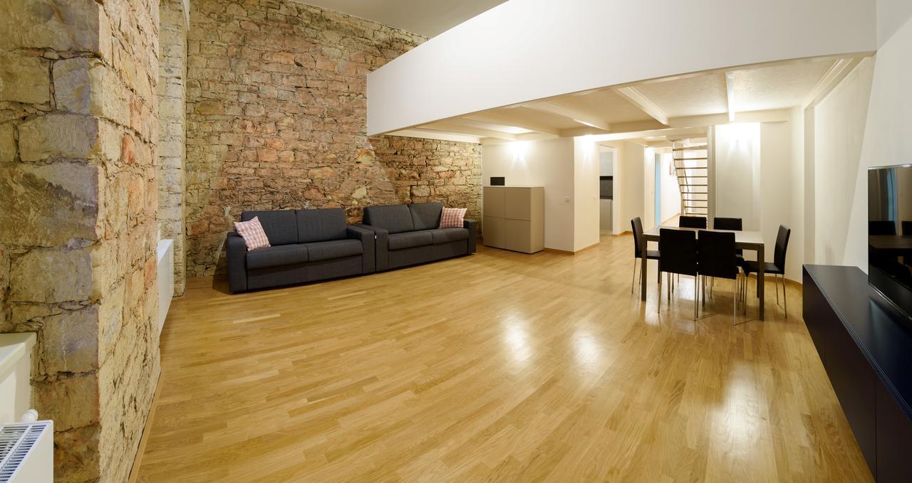 Apartment Sokolovska 91 Prag