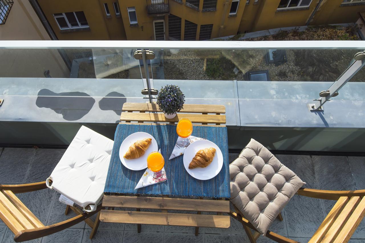 Modern Charvatova Apartment