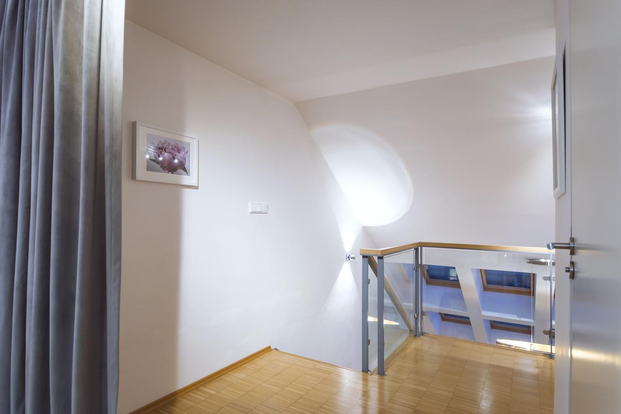 Apartment Modern Charvatova Prague