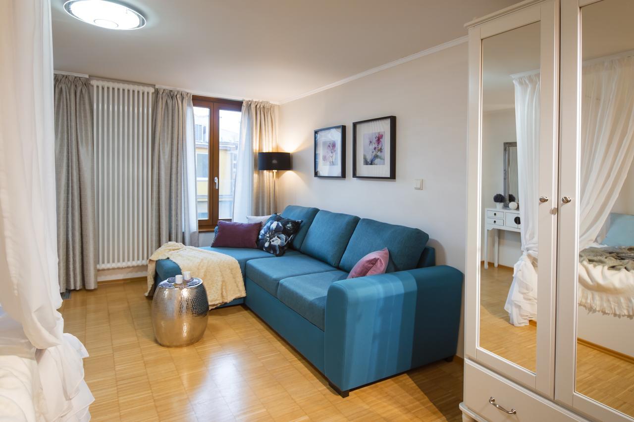 Modern Charvatova Apartment