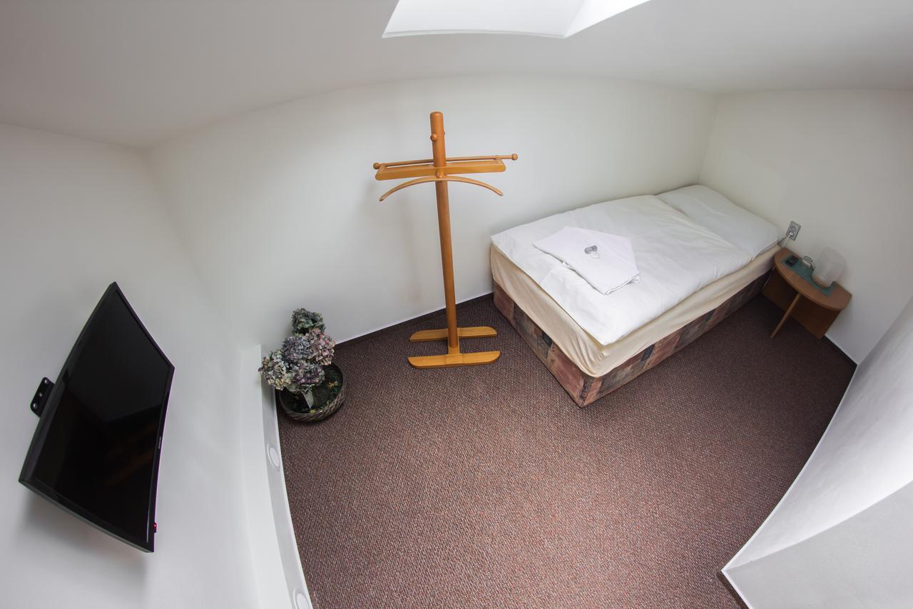 Wolf Hotell 3*