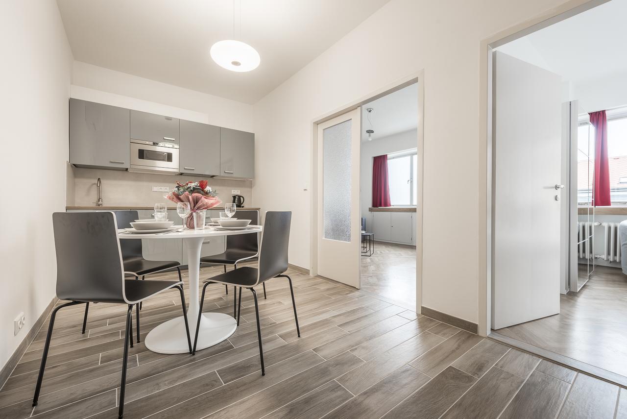Merkur Park Apartment Prag