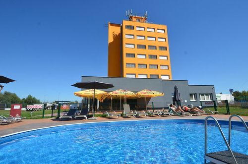 Hotel Aura Design&garden Pool 3*