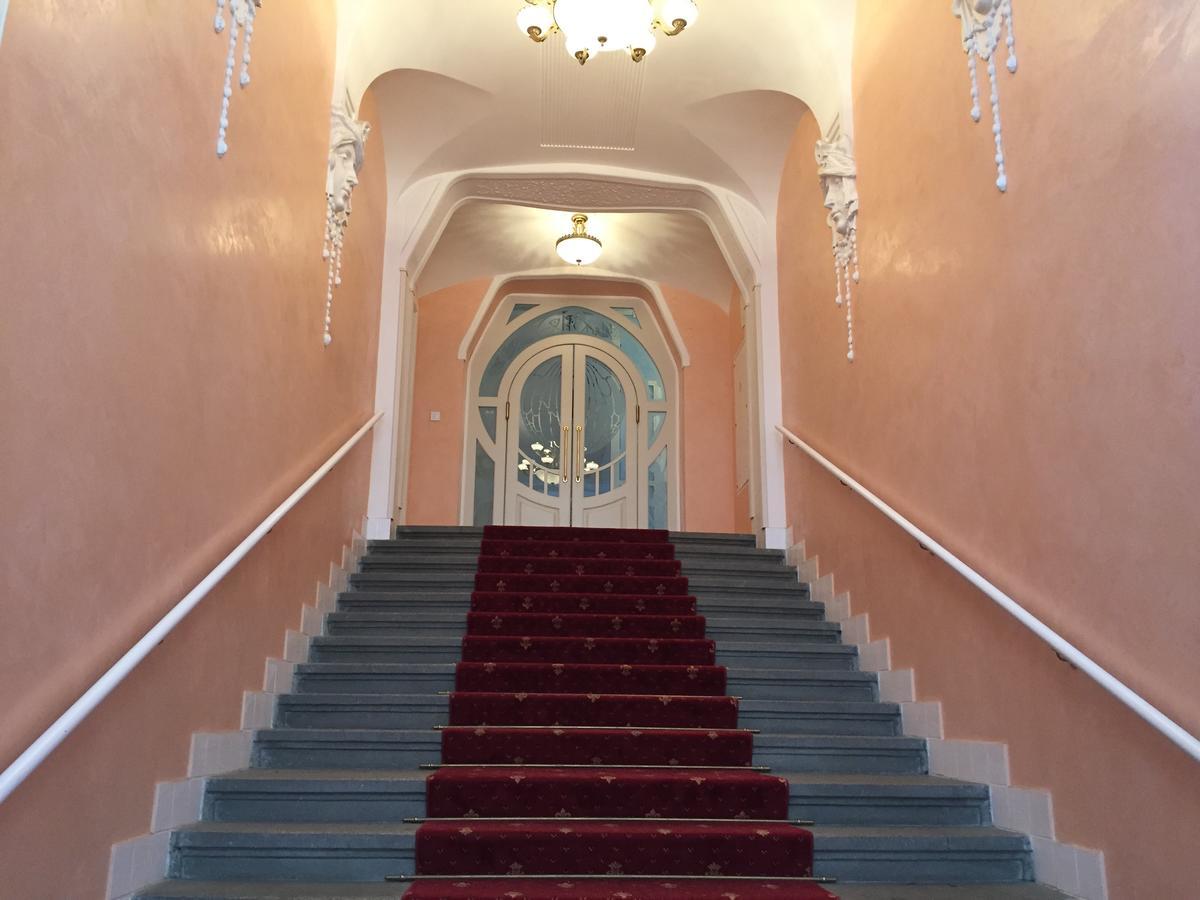 Ce Castle *