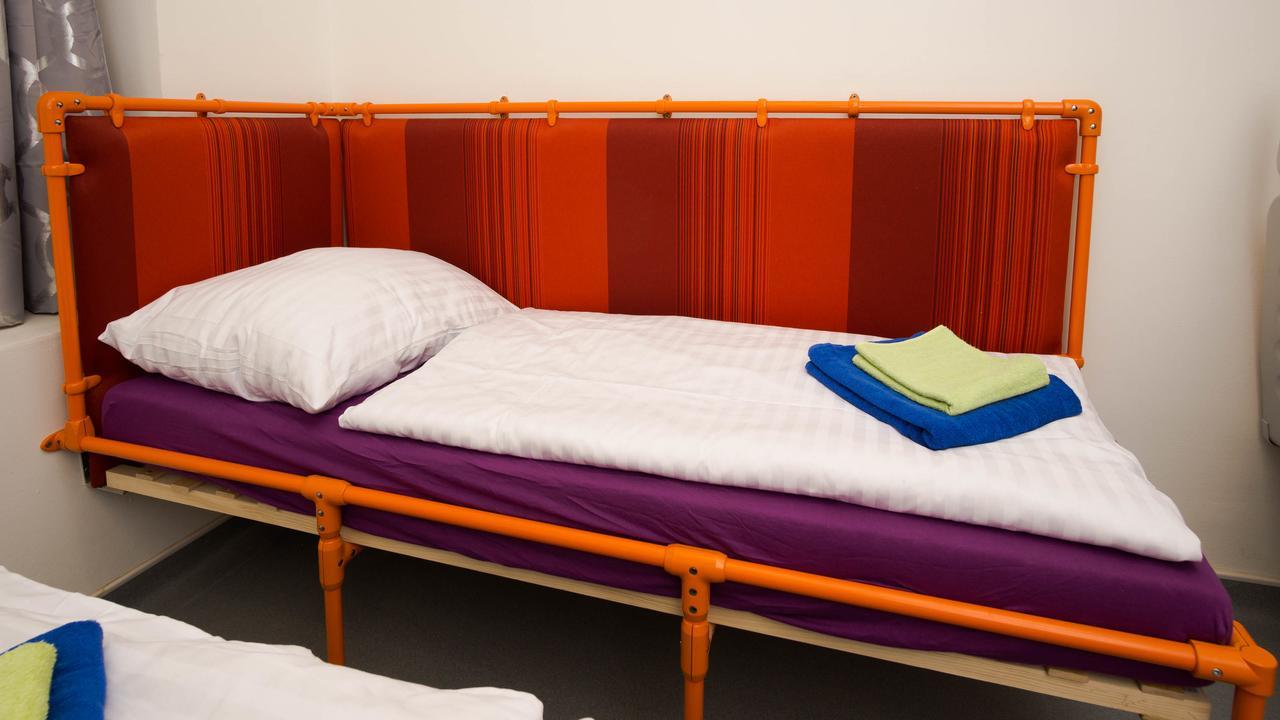 Metro By Main Train And Bus Station Apartment *