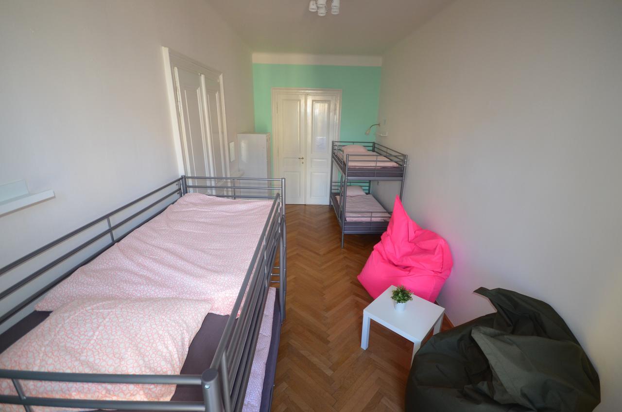 Travel&joy Backpackers Hostel