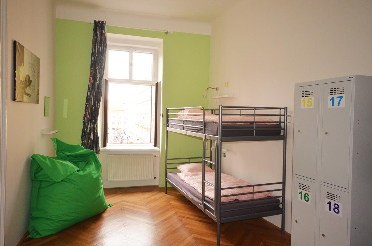 Hostel Travel&joy Backpackers *