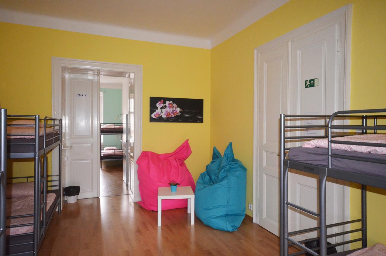 Hostel Travel&joy Backpackers *