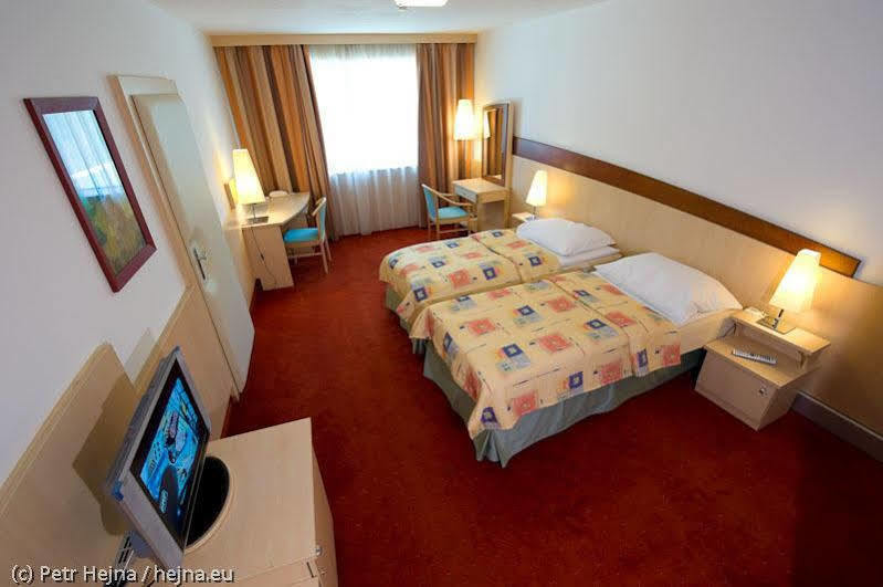 Olympik Artemis Hotel Prag