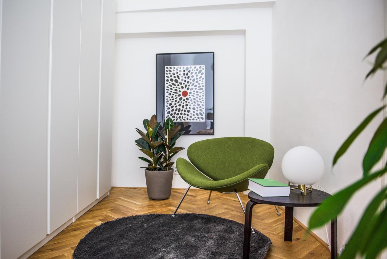 Lazenska N4 Aparthotel 4*