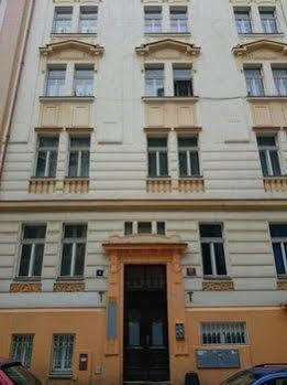 Pragues Rainbow Hotel Prag