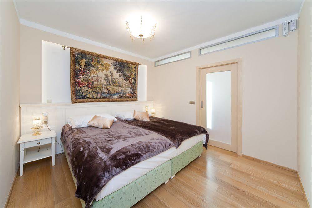 Aparthotel Louren - The Bridge Inn Prague