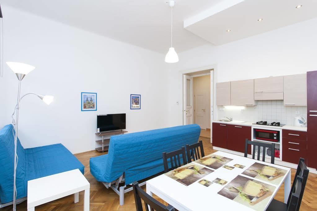 Apartment V Lesicku Prag