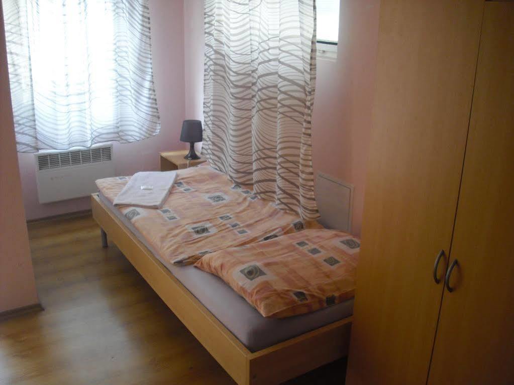 Nova Hospoda - & Restaurant Hotel Prag