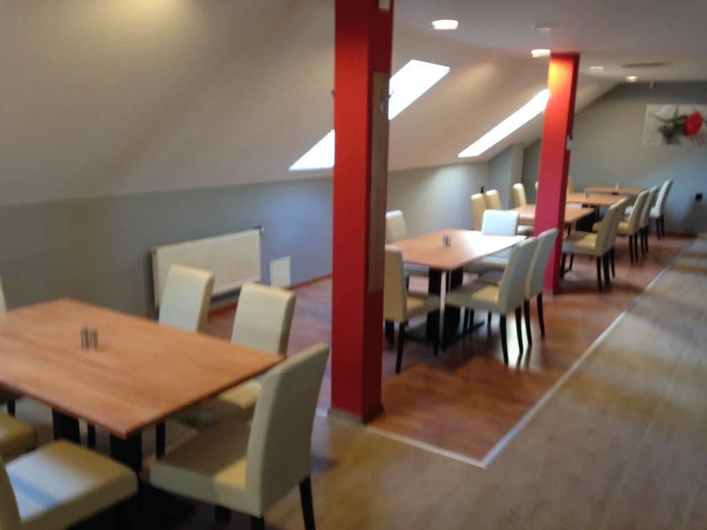 Nova Hospoda - & Restaurant Hotel Prag