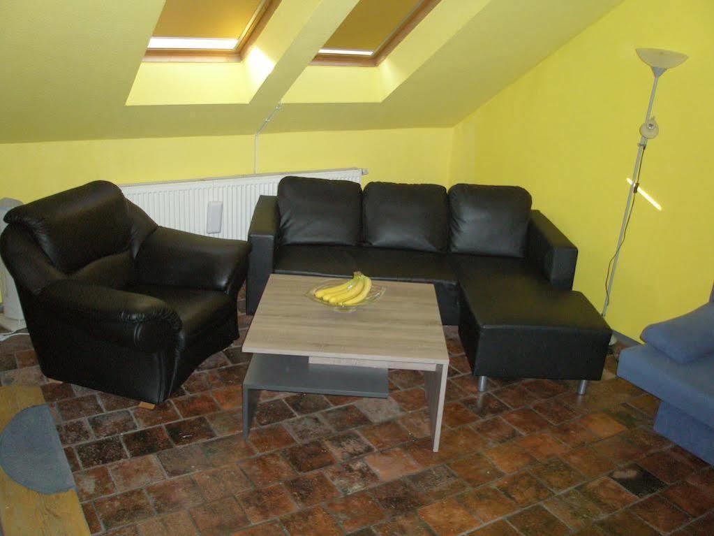 Smeralova Apartment Prague