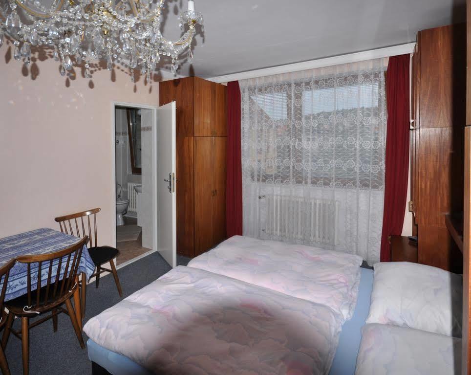 Guest house A.v.e. Kliska 3*