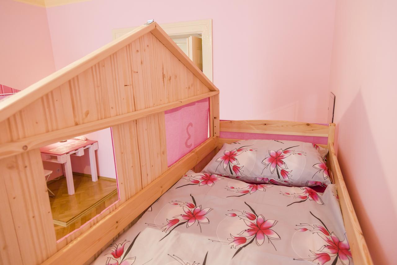 Ping House Hostel Prag