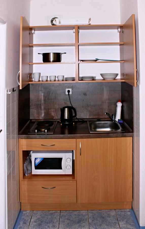 Hostel Jarov Iii. F *