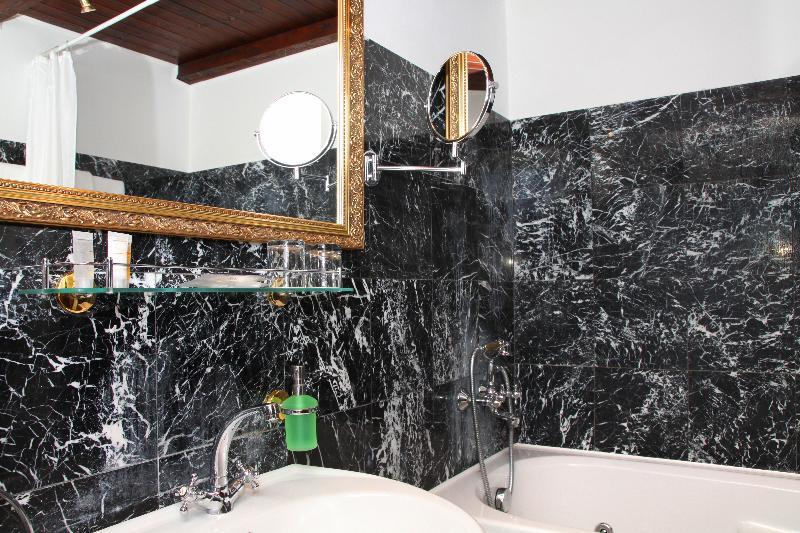 Hotel King Charles Boutique 4*