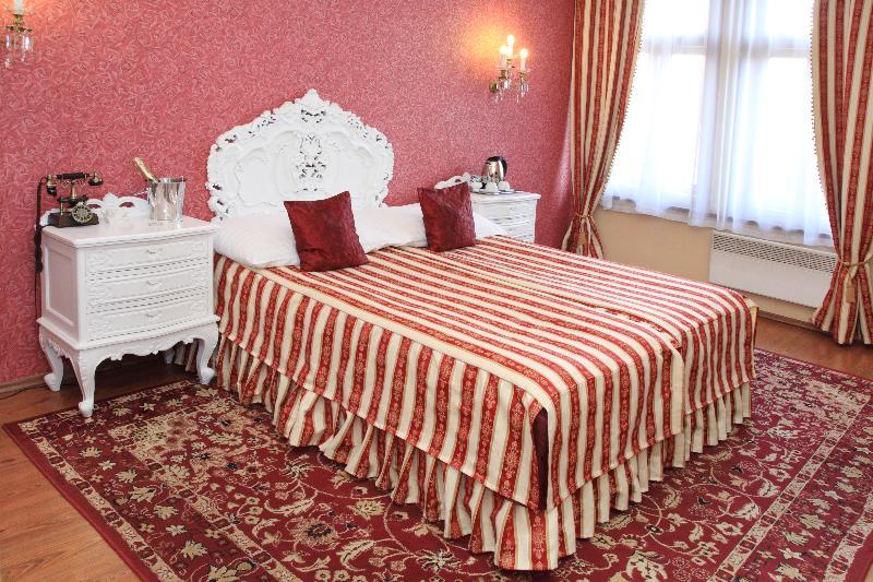 Hotel King Charles Boutique 4*