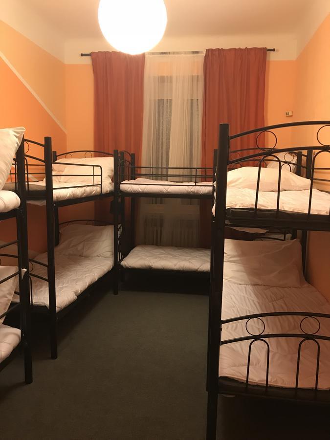 Flora Hostel *