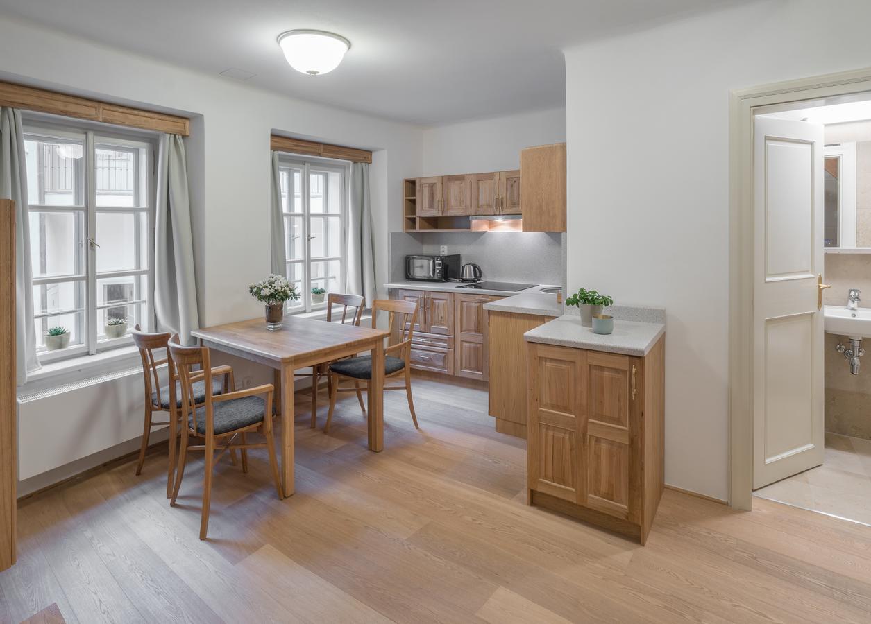 Blue Oak Aparthotel
