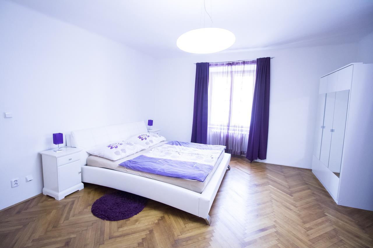 Old Town Square 27 Apartment Prag