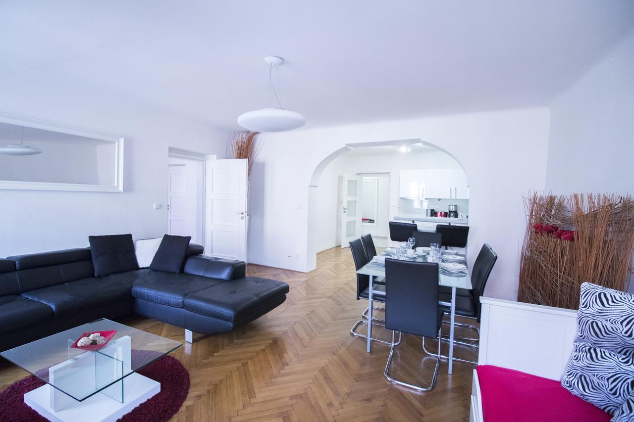 Apartment Old Town Square 27 *