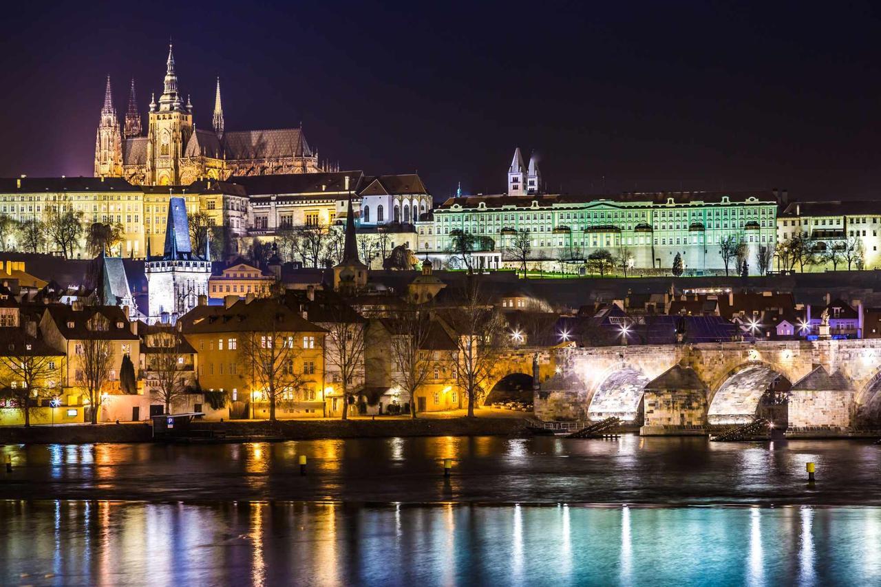 Historical Between Castle And Charles Bridge Prag