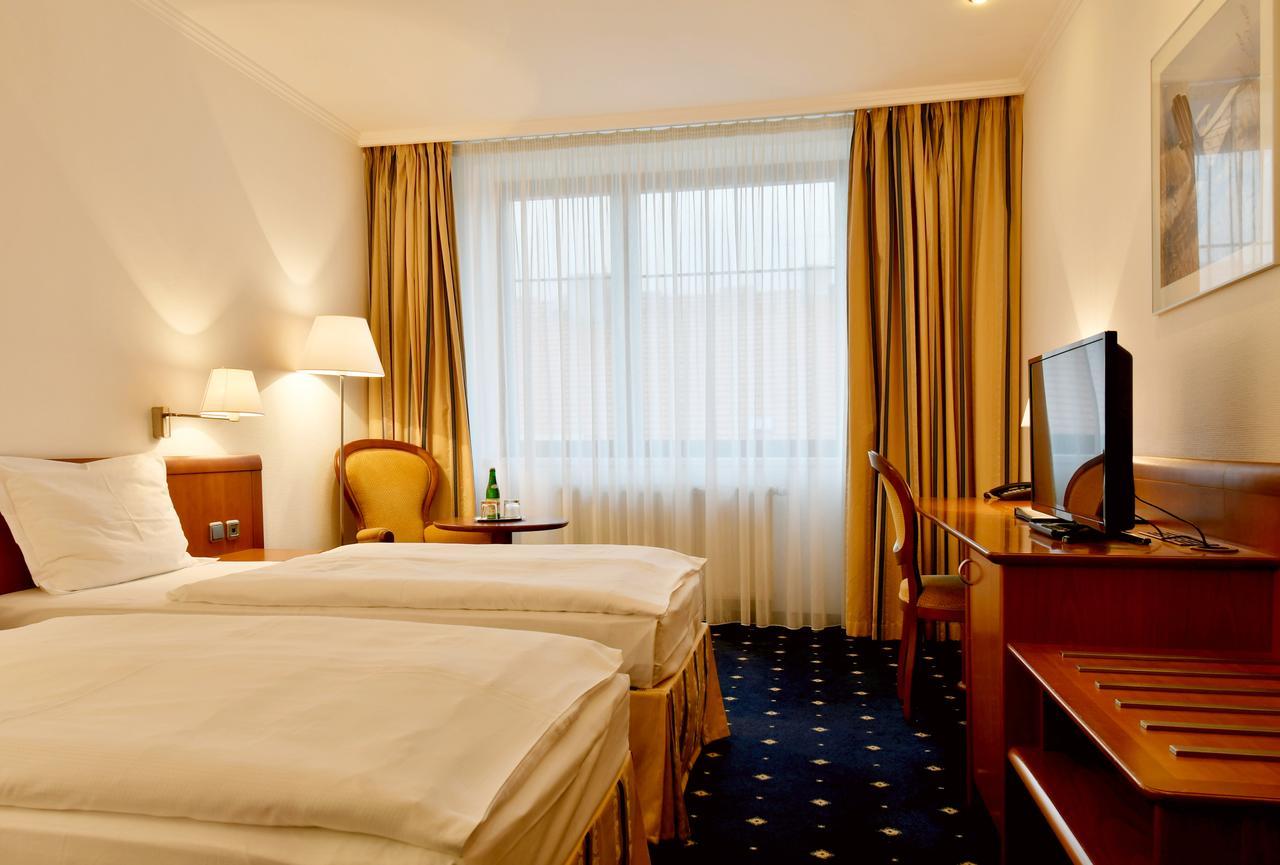 Coronet 4* Praha