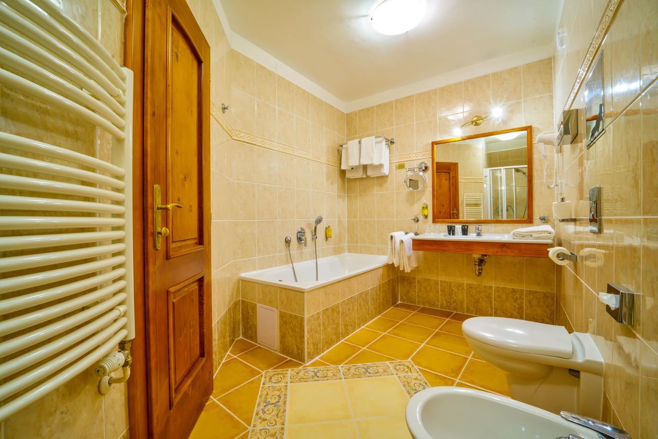 Hotel Josephine Old Town Square - Czech Leading Prag