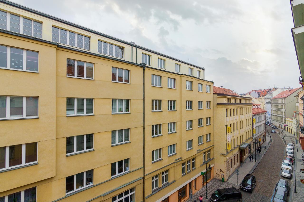 Air Conditioned Terrace Prag