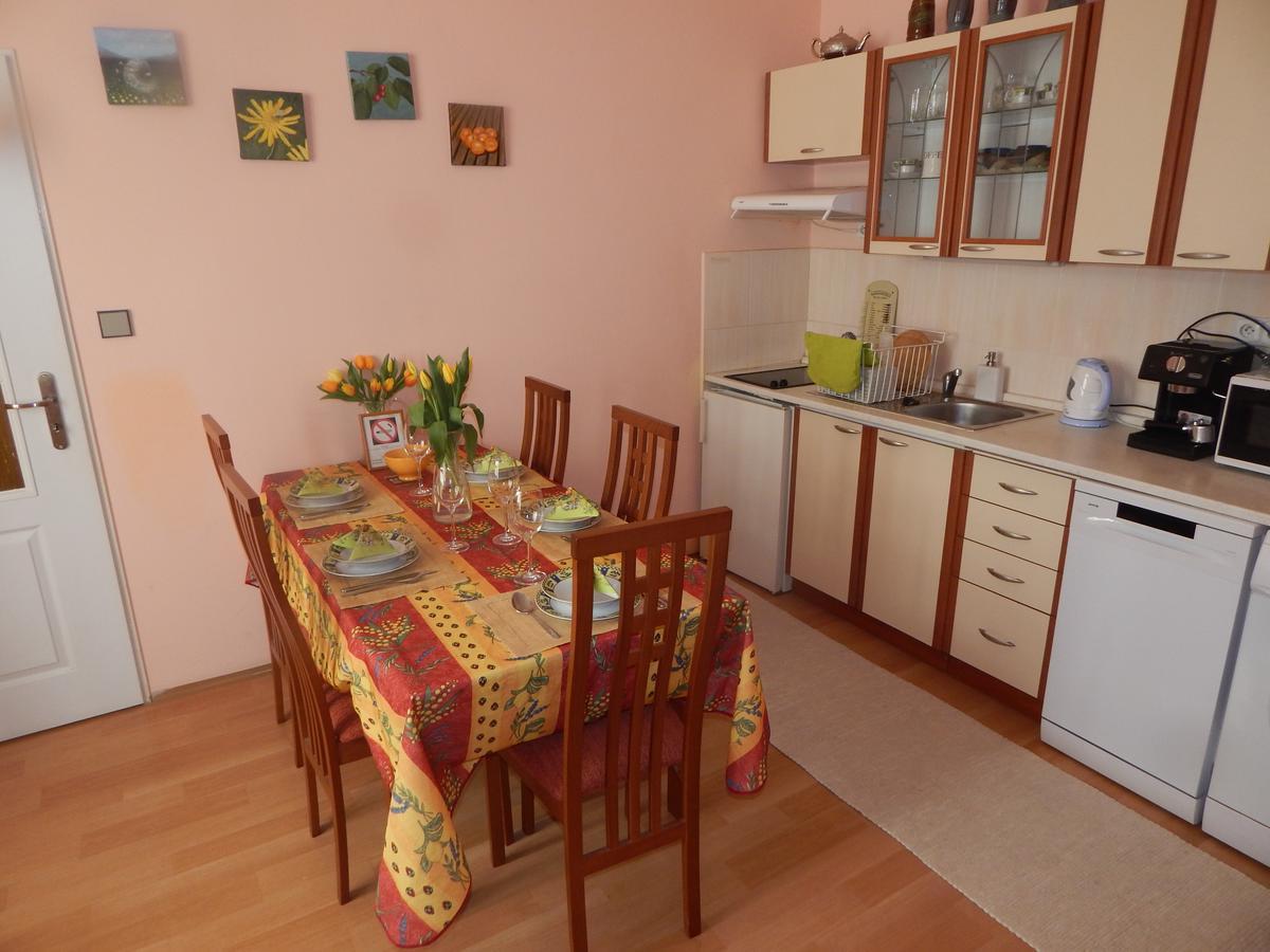 Apartment Miraculous