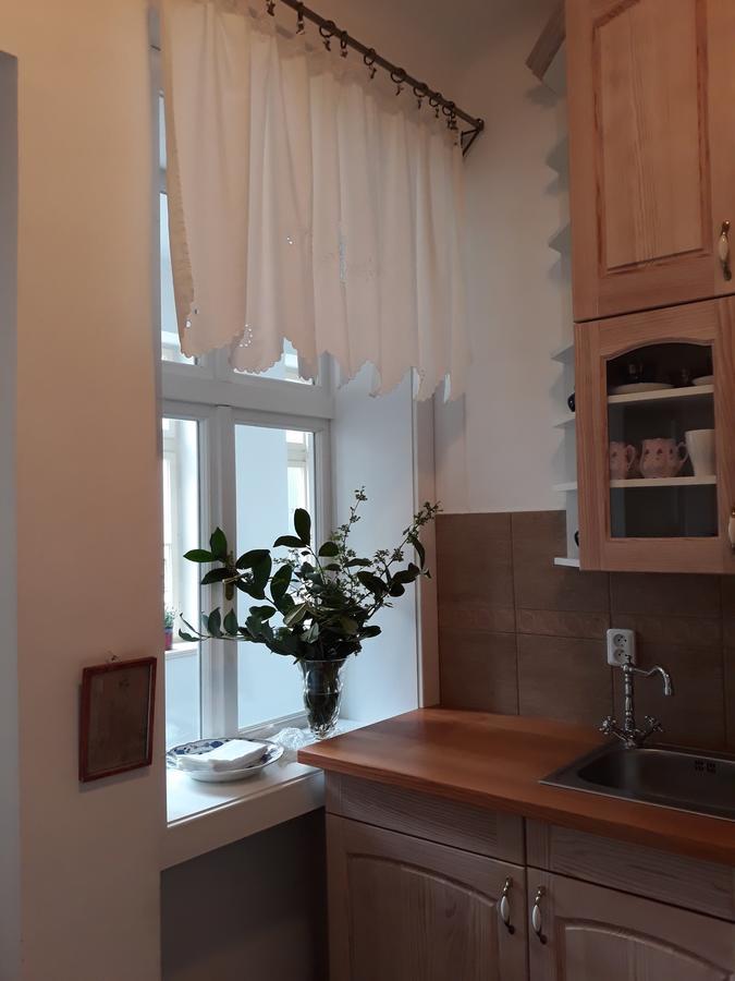 Old Town Apartment *