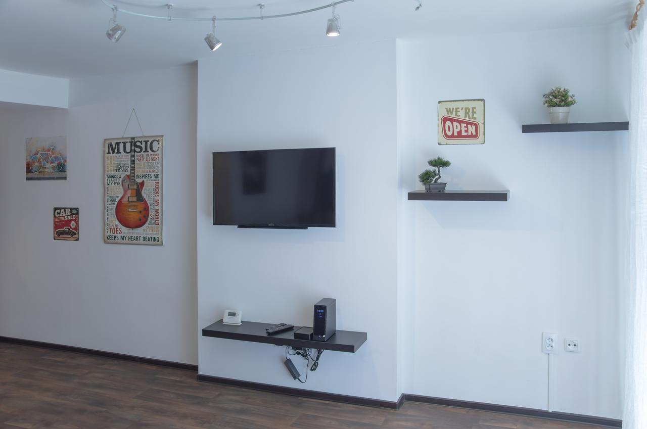 Modern Dlouhá Apartment Prag