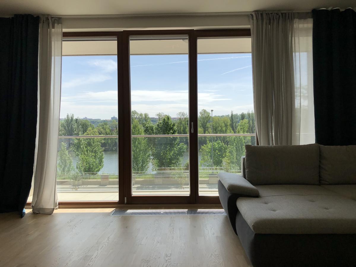 Luxury Riverside By Refa Group Apartment