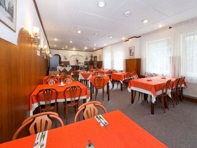 White Lion 4*