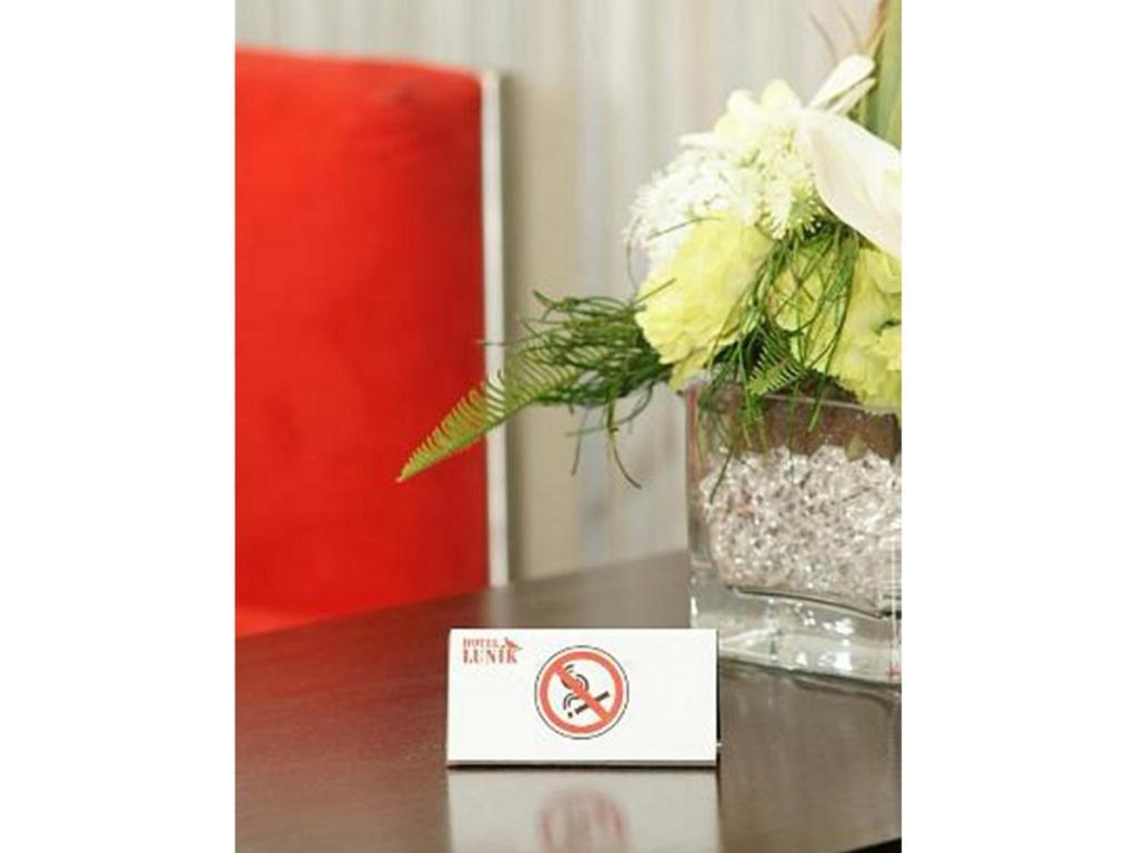 Lunik Hotel 3*
