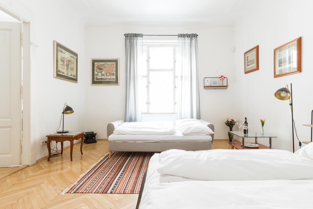 Riverside Apartment Prag