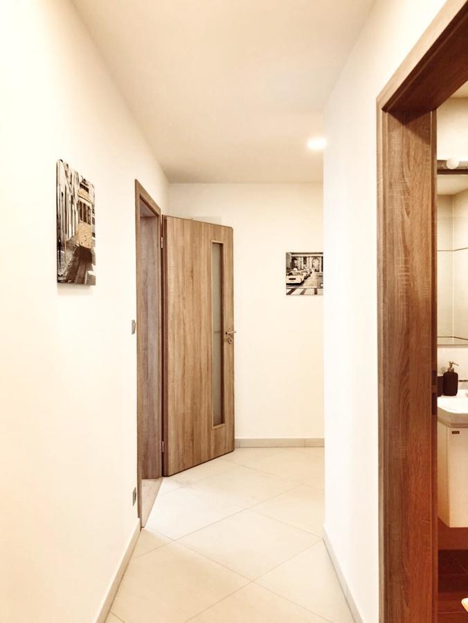 Luxury Riverside By Refa Group Apartment