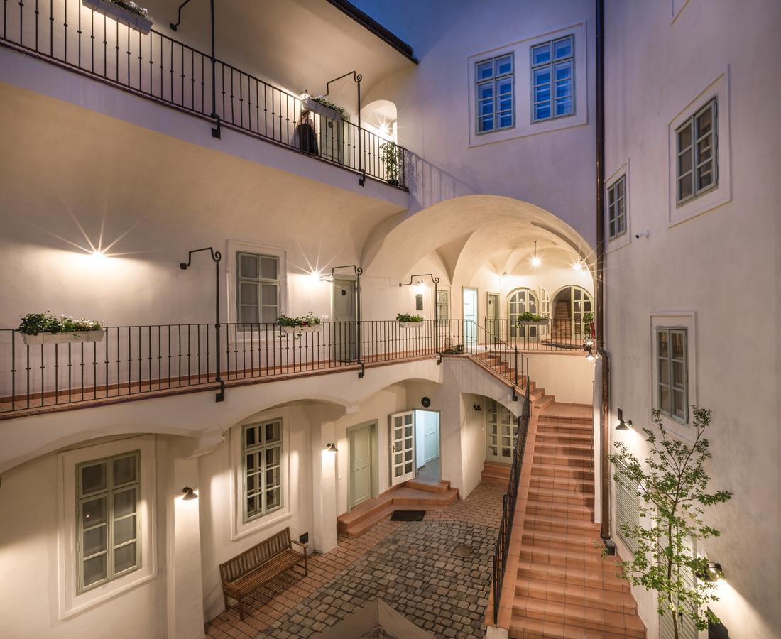 Blue Oak Aparthotel
