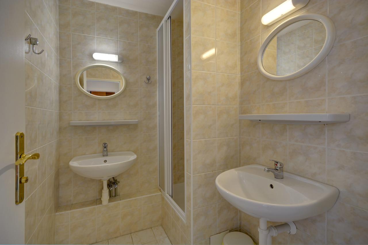 Volha Hostel